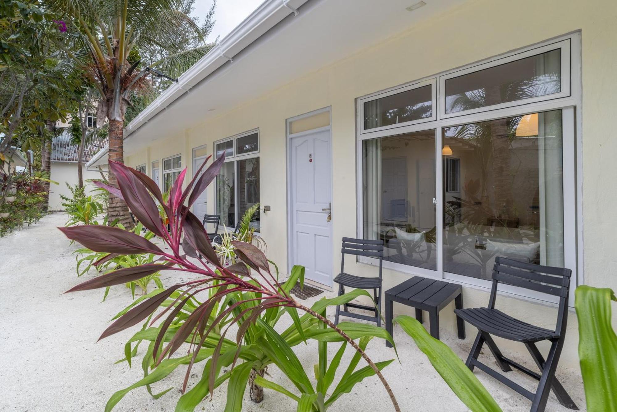 Three Hearts Guesthouse And Villas Fulhadhoo Exteriér fotografie