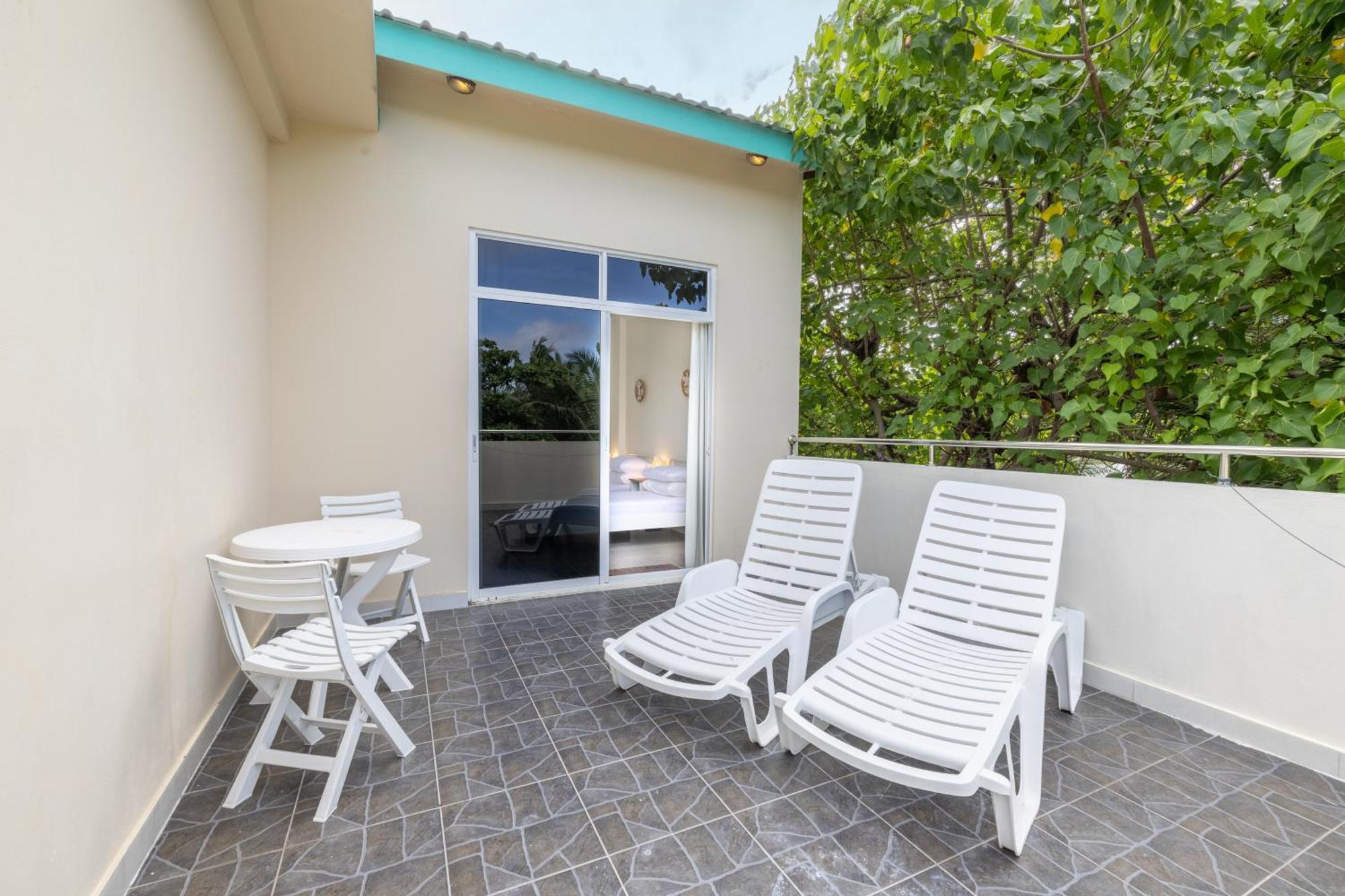 Three Hearts Guesthouse And Villas Fulhadhoo Exteriér fotografie