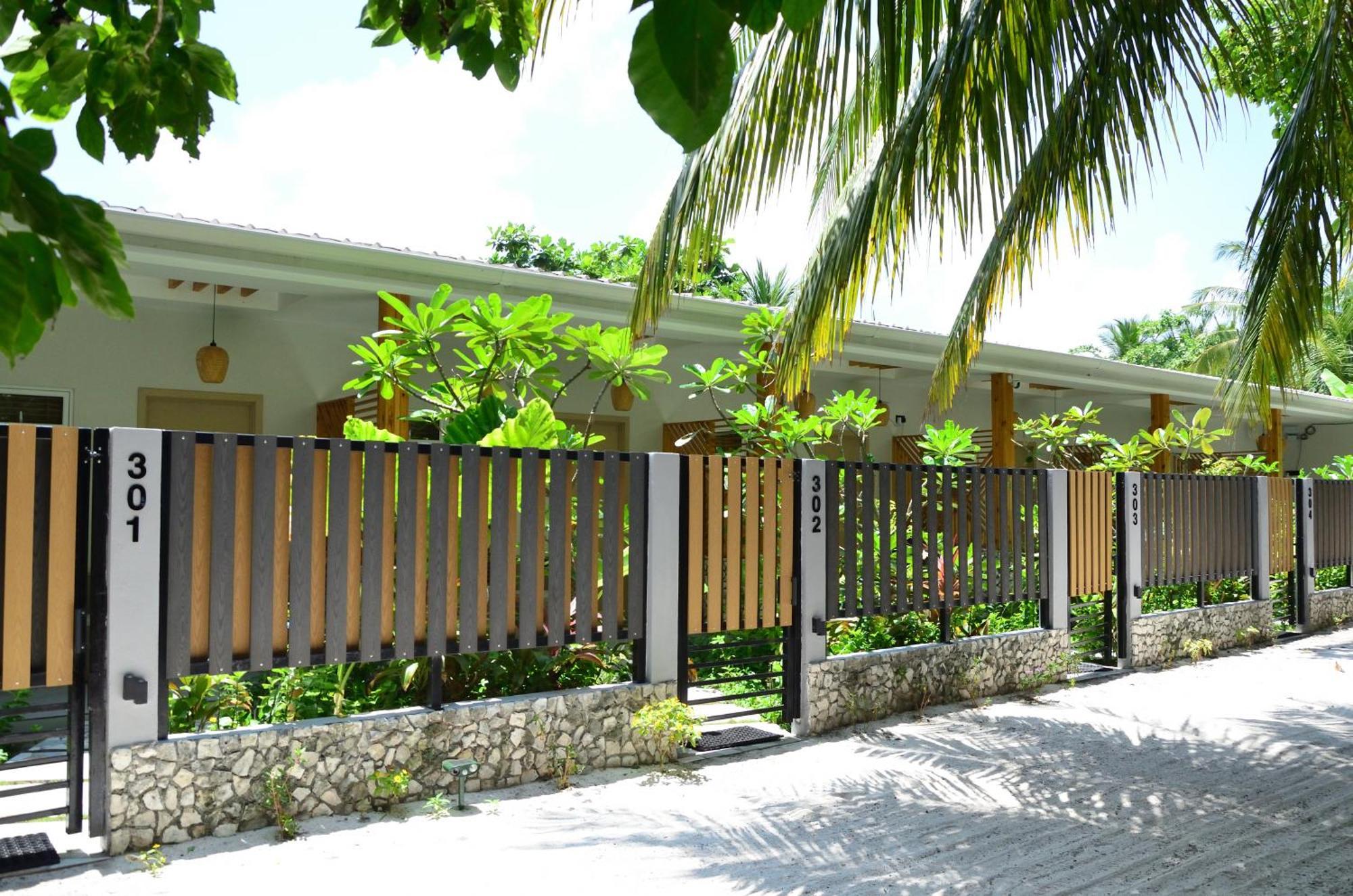 Three Hearts Guesthouse And Villas Fulhadhoo Pokoj fotografie